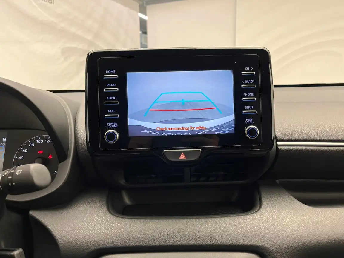 TOYOTA YARIS