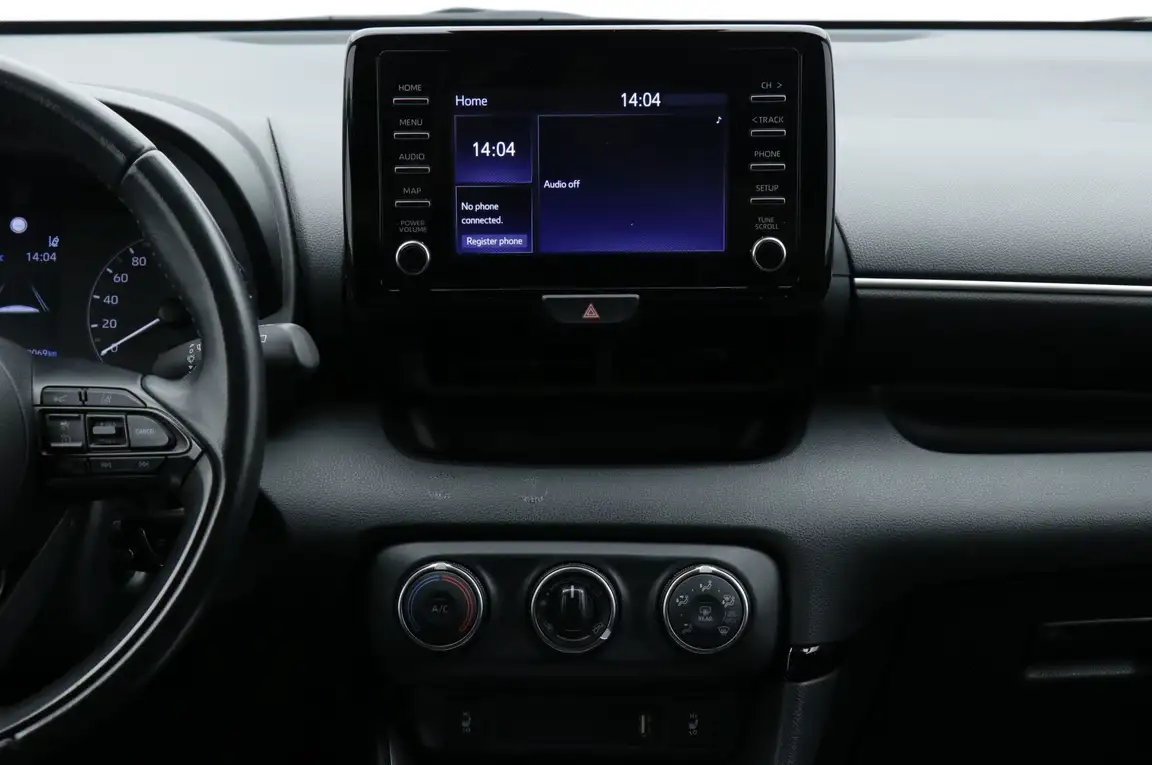 TOYOTA YARIS
