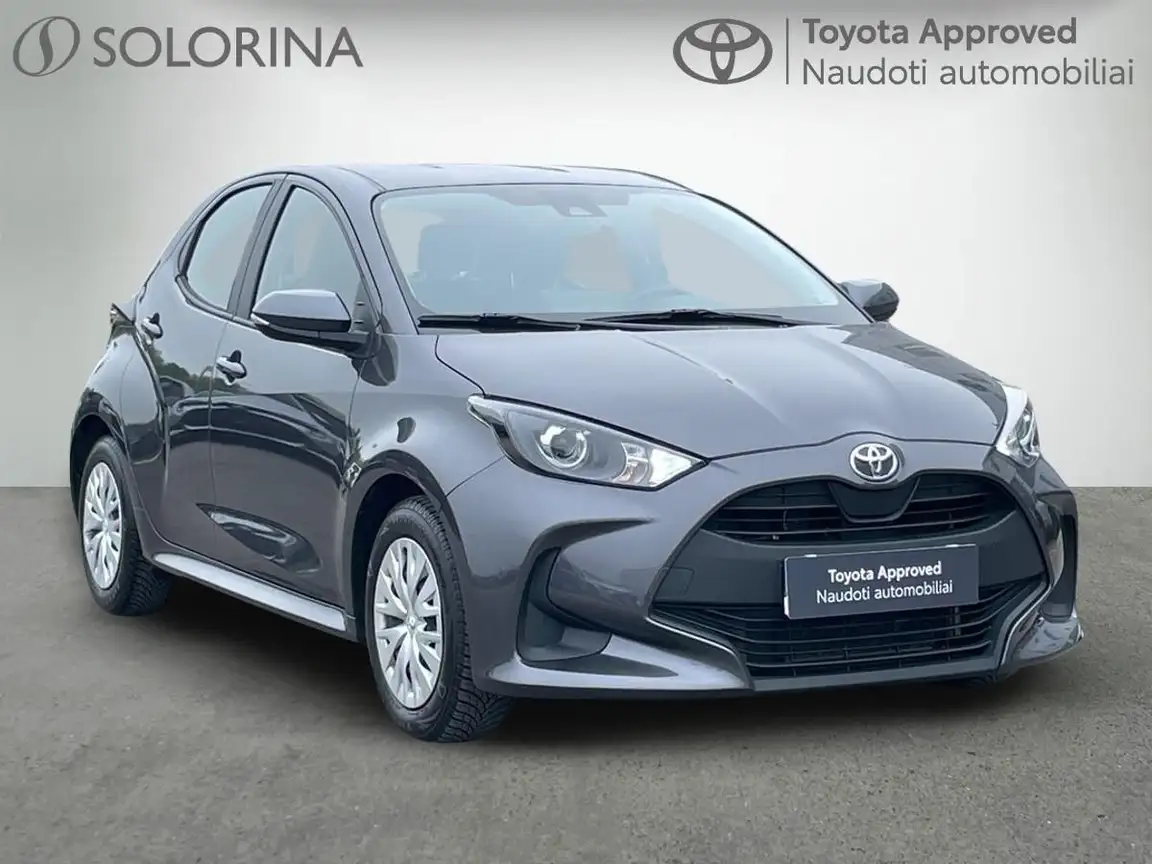 TOYOTA YARIS