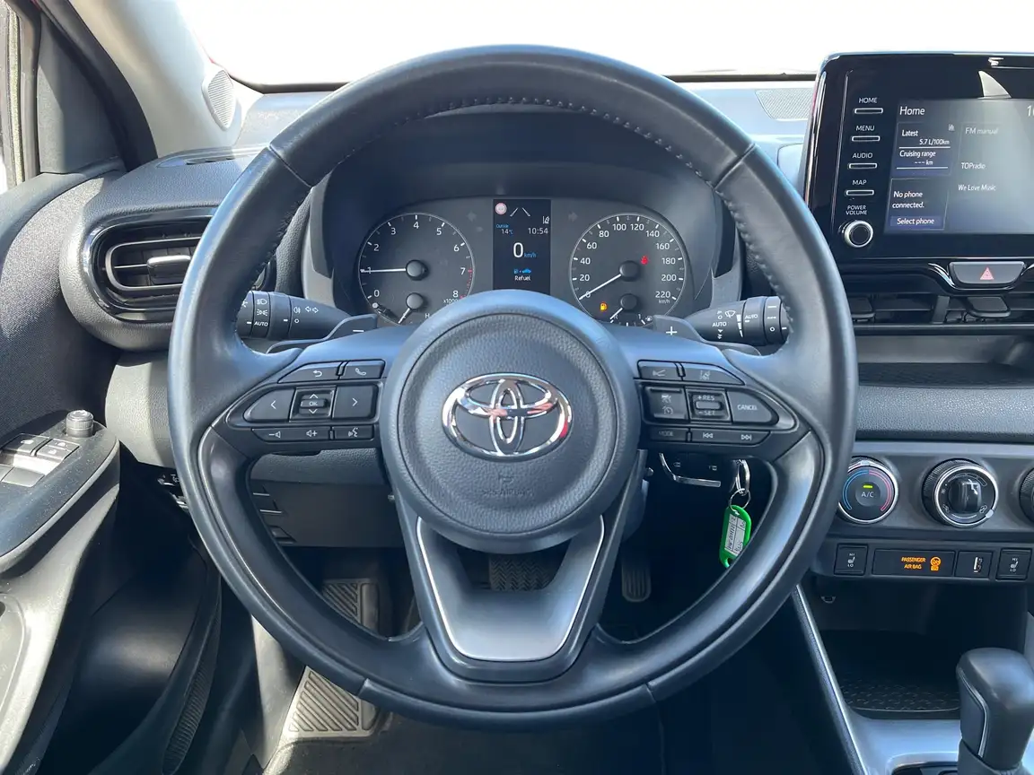 TOYOTA YARIS