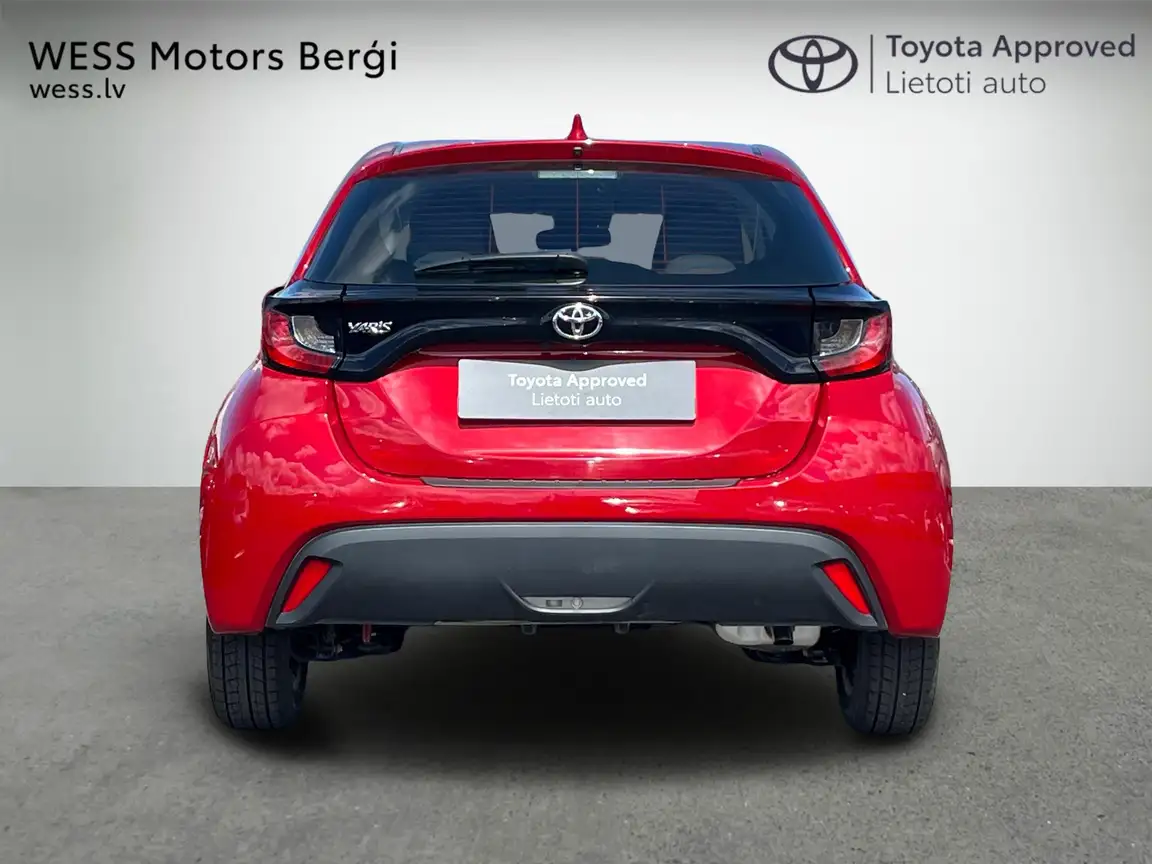 TOYOTA YARIS