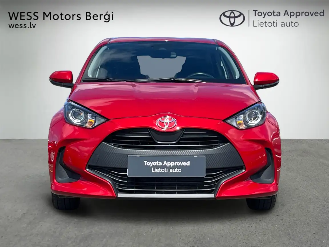 TOYOTA YARIS
