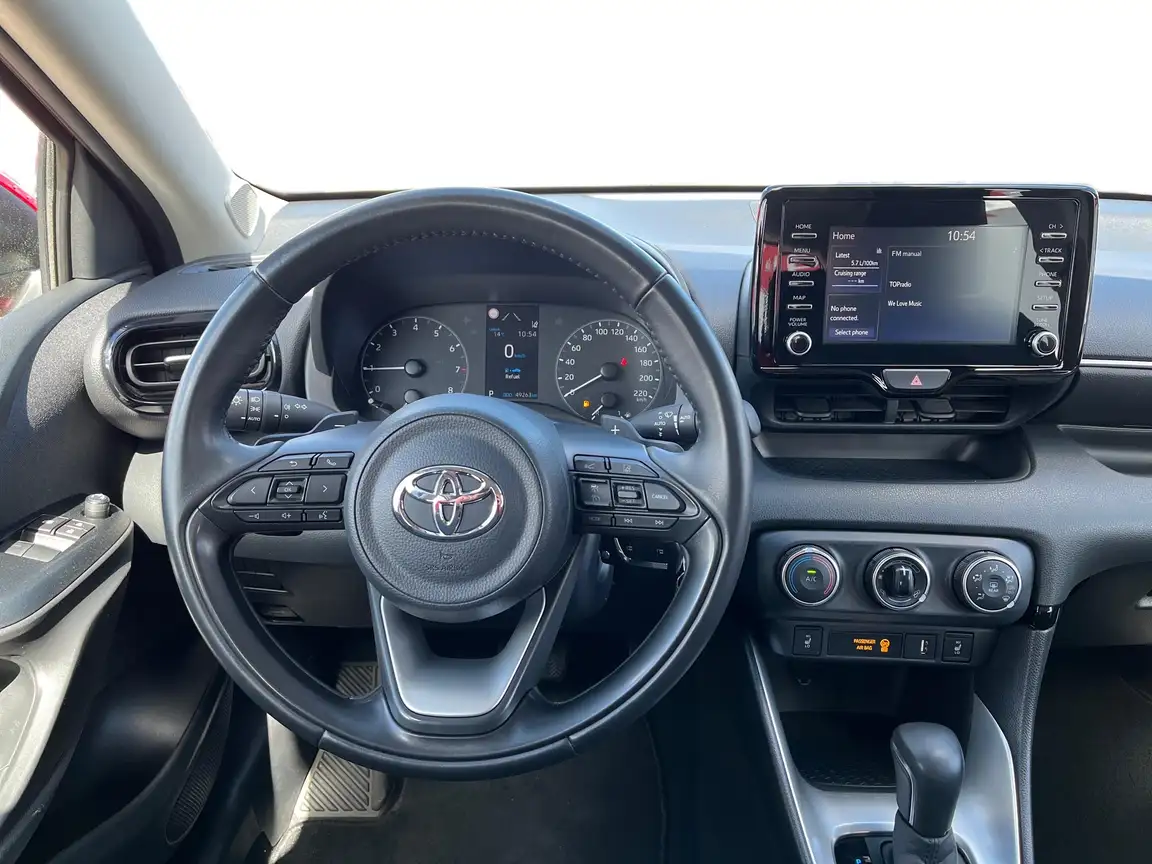 TOYOTA YARIS