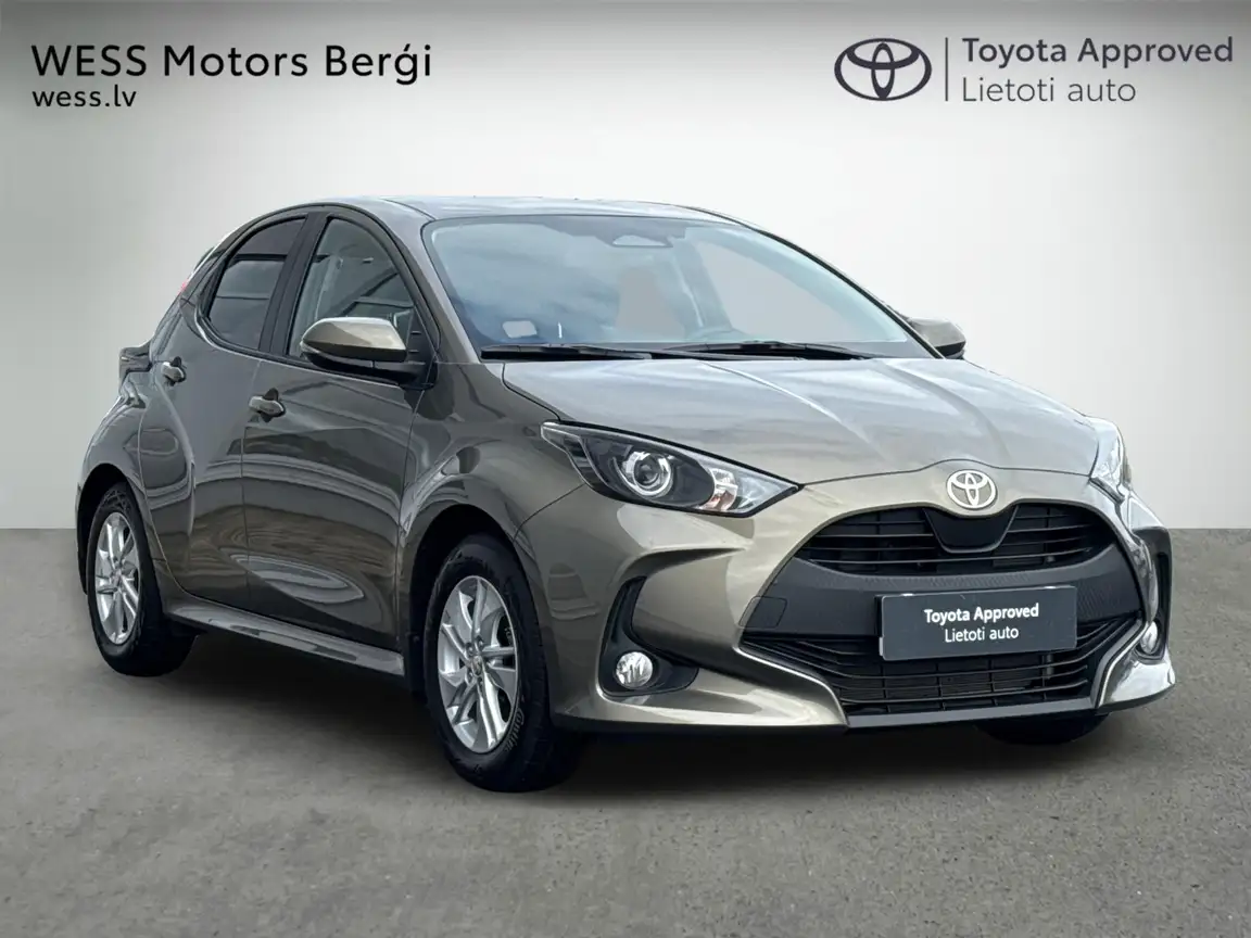 TOYOTA YARIS