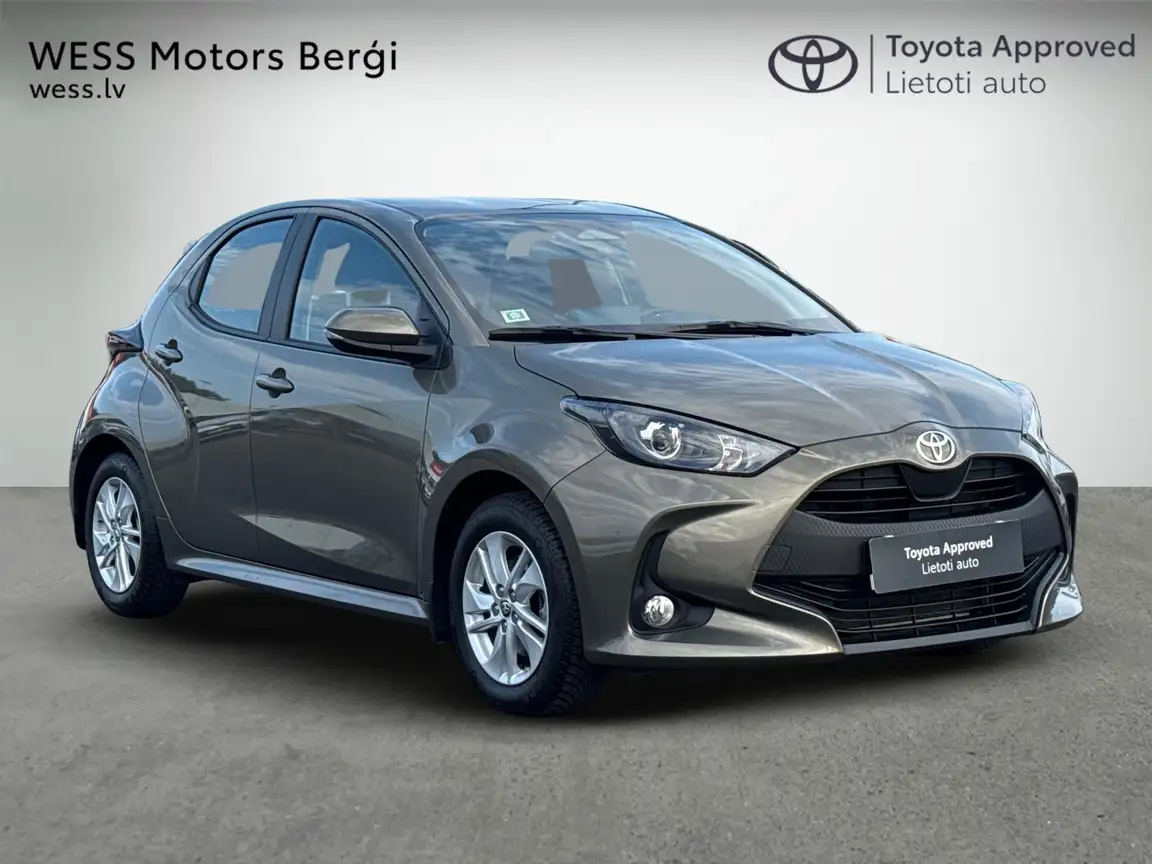 TOYOTA YARIS