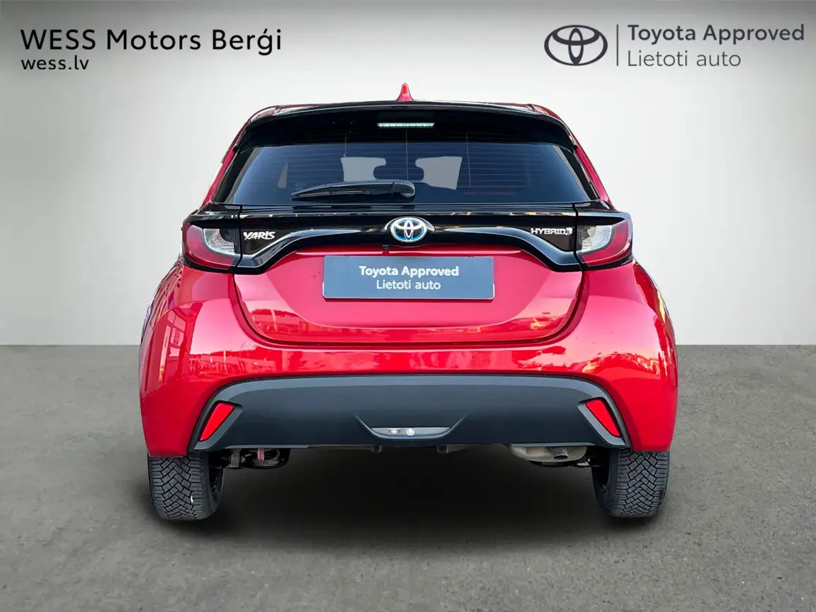 TOYOTA YARIS