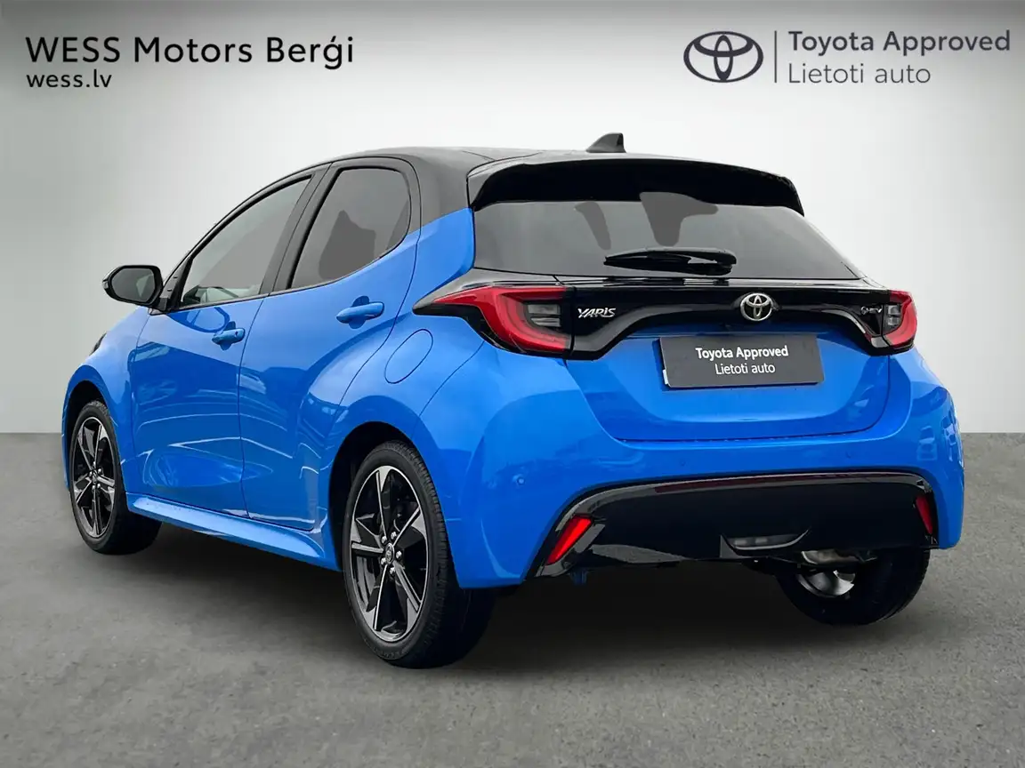 TOYOTA YARIS