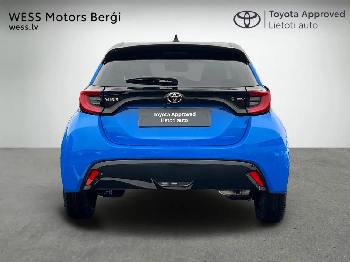 TOYOTA YARIS
