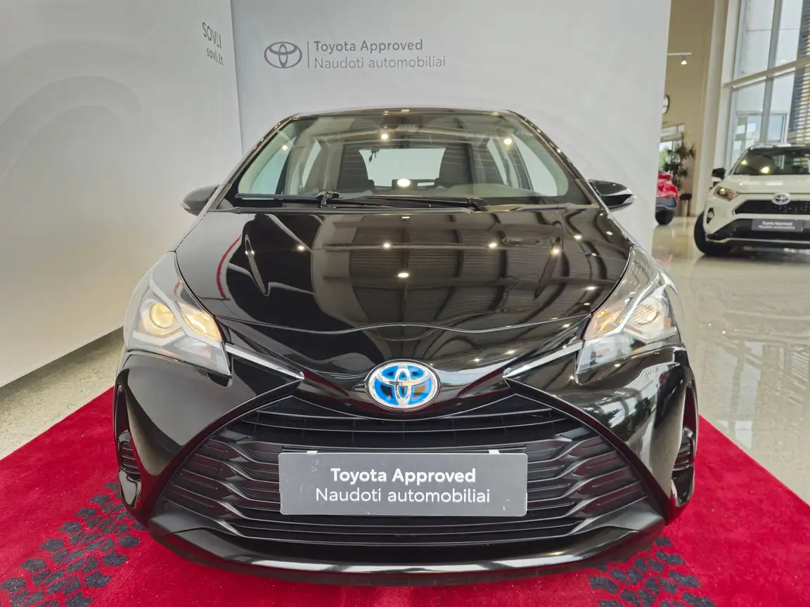 TOYOTA YARIS