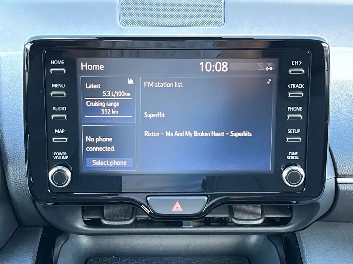 TOYOTA YARIS