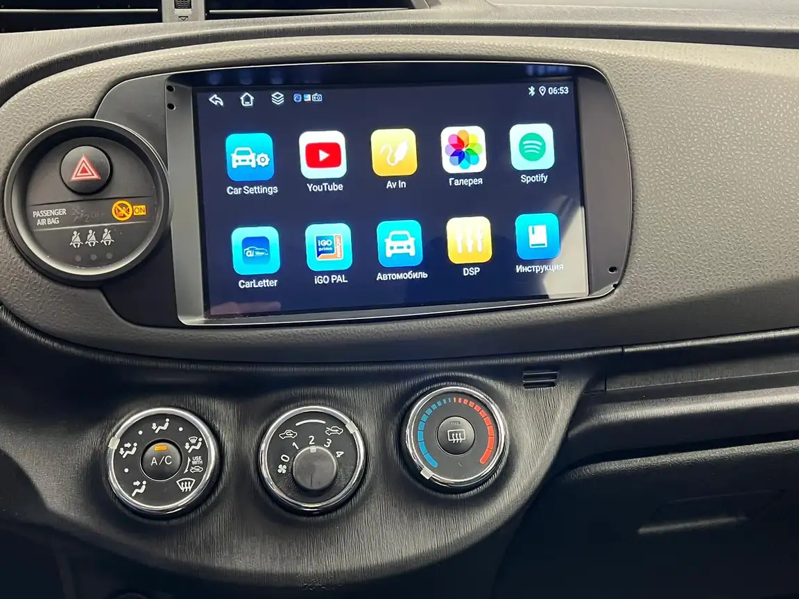 TOYOTA YARIS