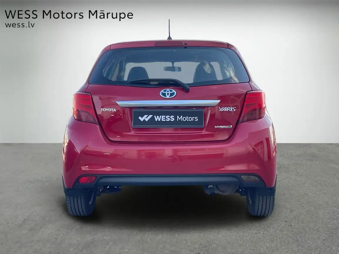 TOYOTA YARIS
