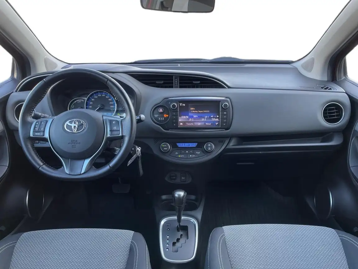 TOYOTA YARIS