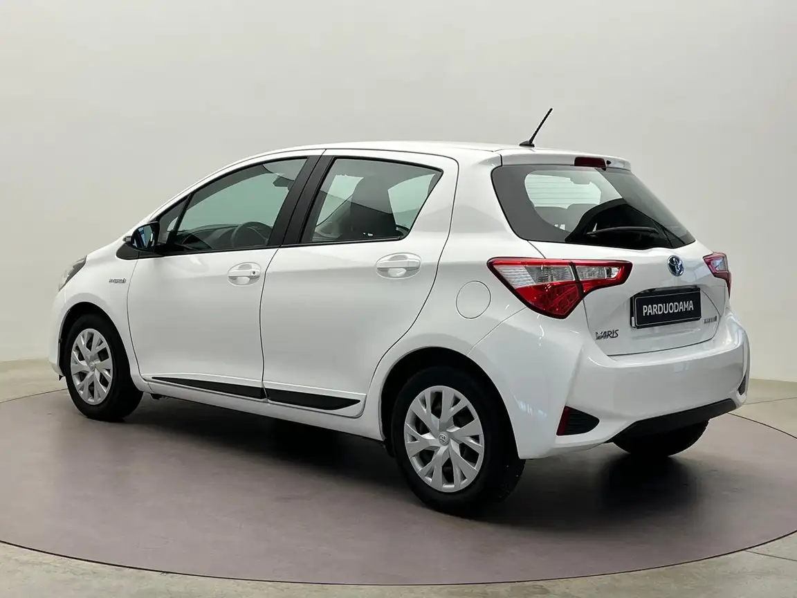 TOYOTA YARIS