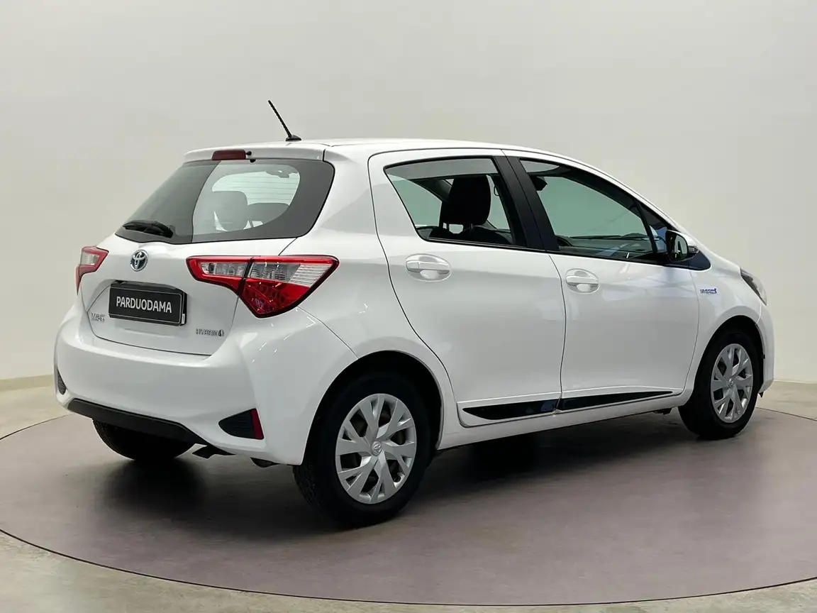 TOYOTA YARIS