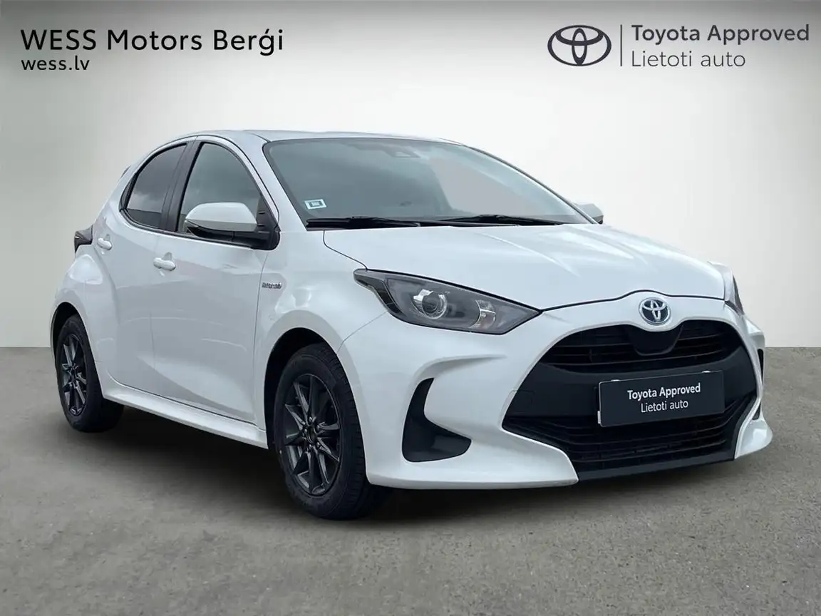TOYOTA YARIS