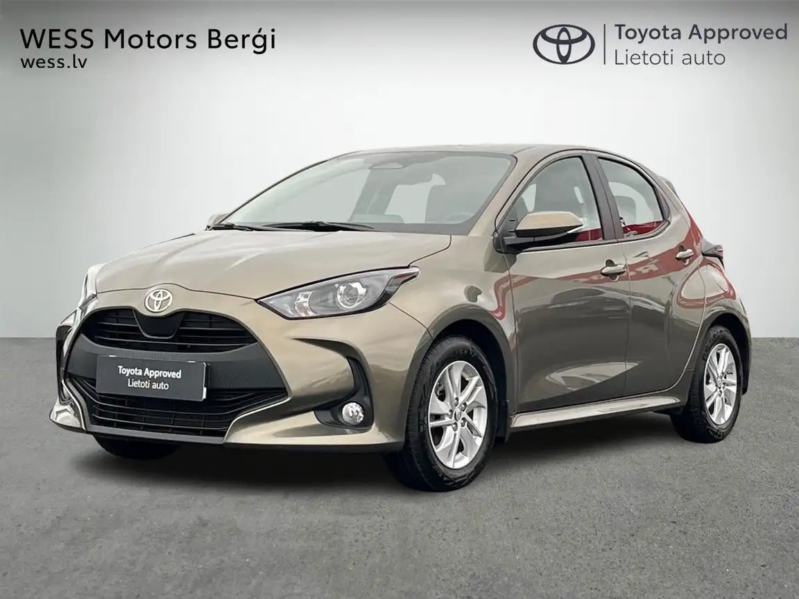 TOYOTA YARIS