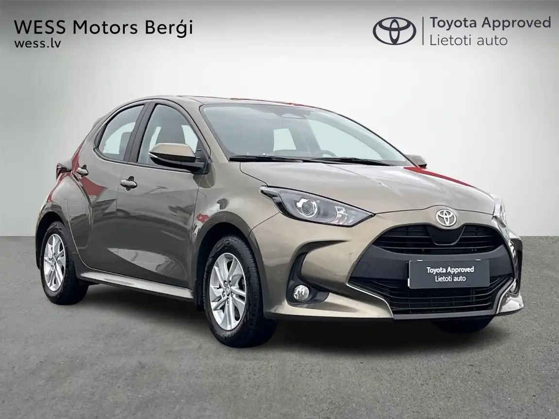 TOYOTA YARIS
