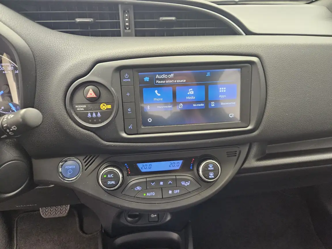TOYOTA YARIS