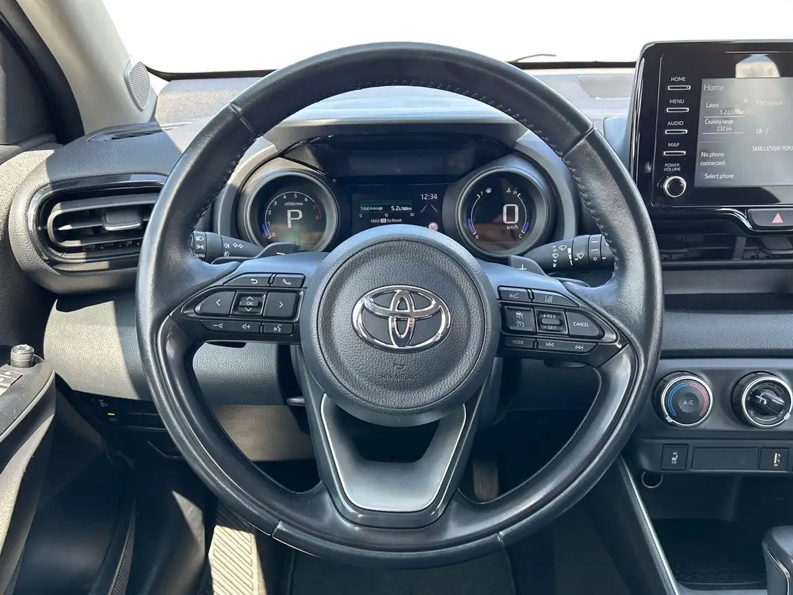 TOYOTA YARIS