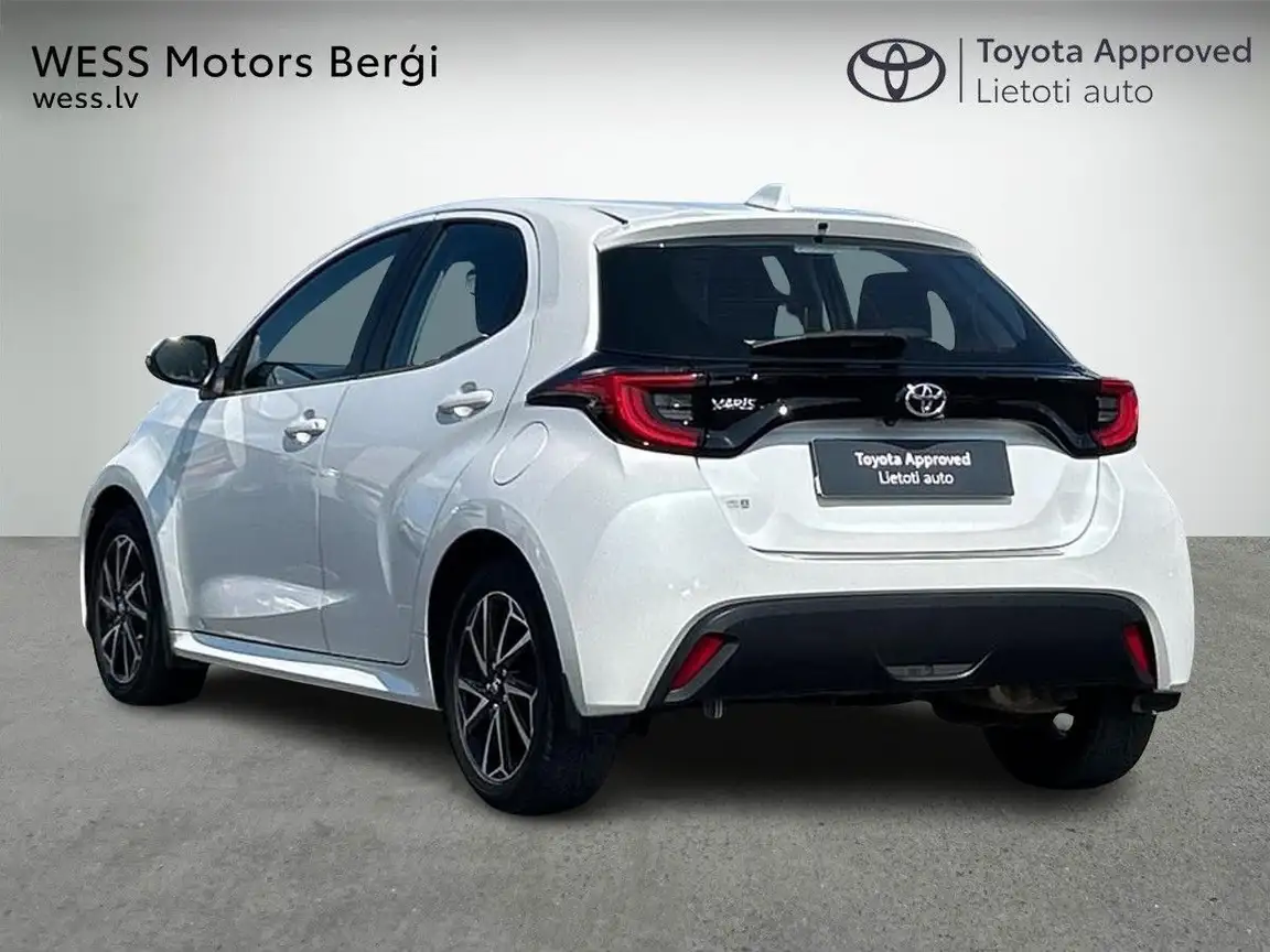 TOYOTA YARIS