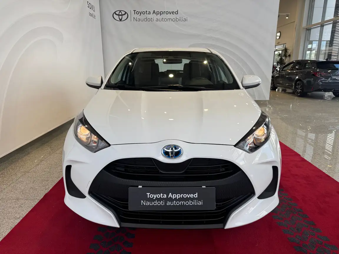 TOYOTA YARIS