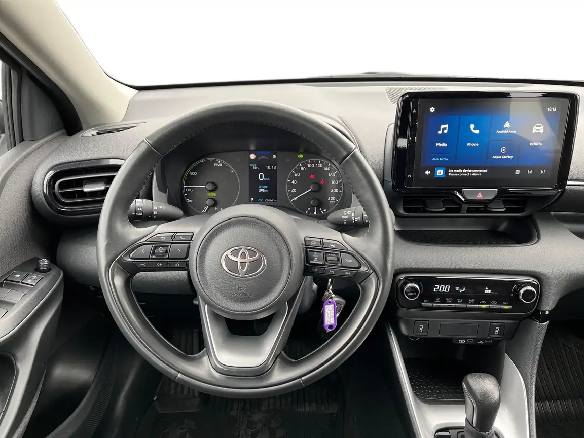 TOYOTA YARIS