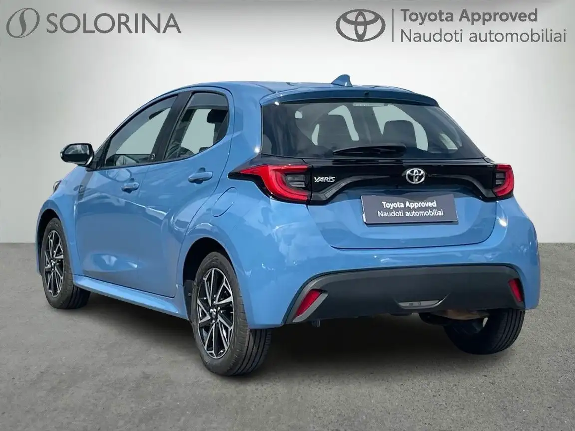 TOYOTA YARIS