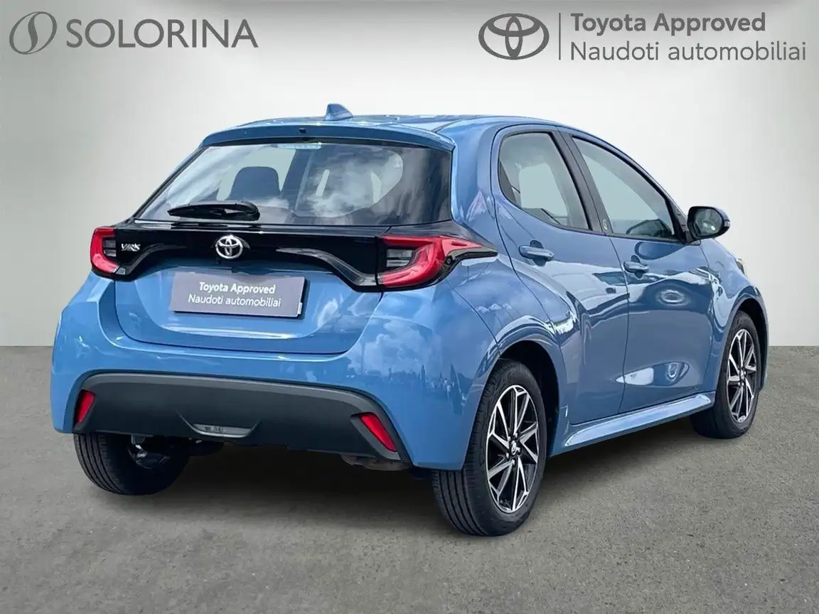 TOYOTA YARIS