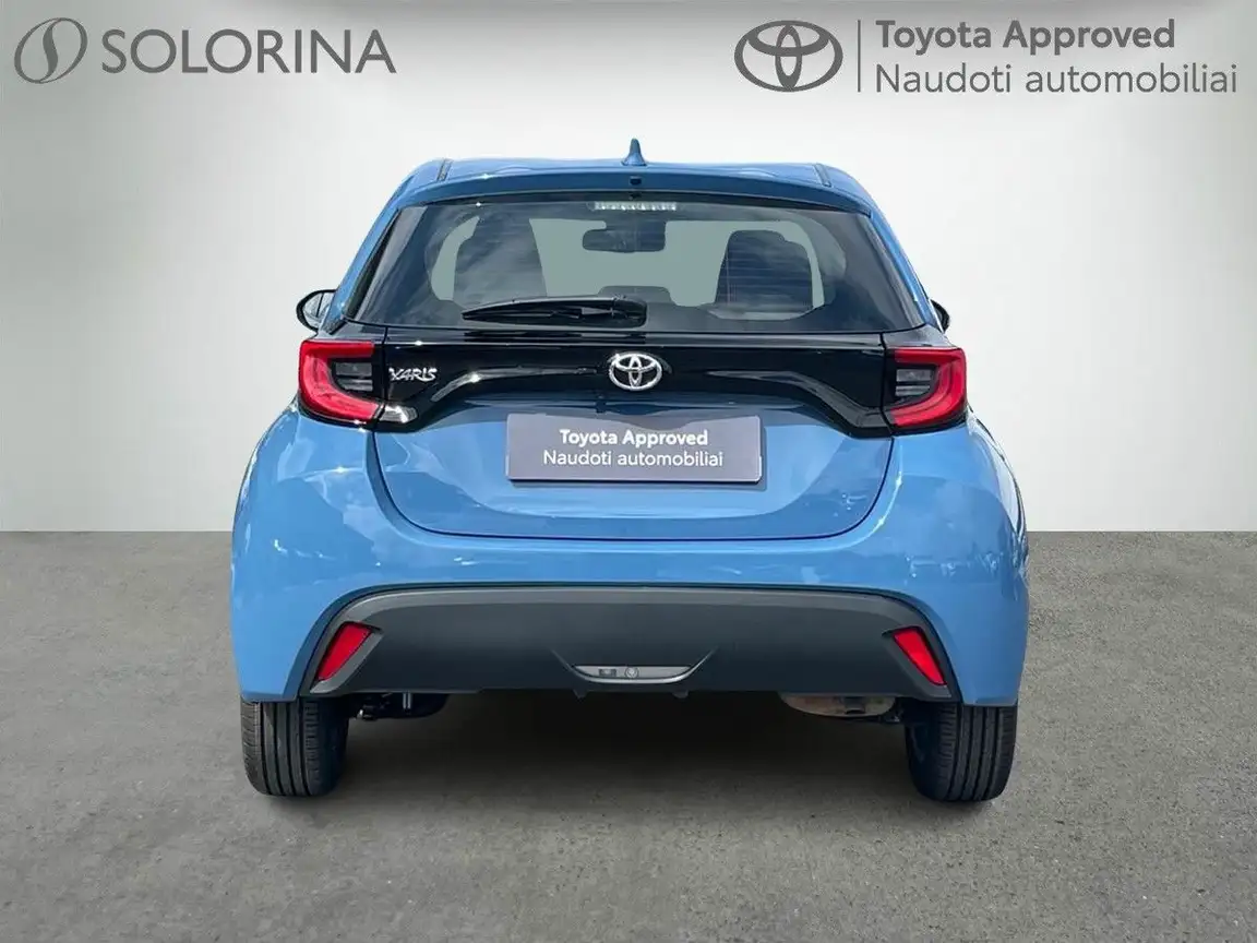 TOYOTA YARIS
