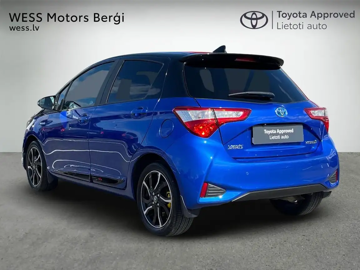 TOYOTA YARIS