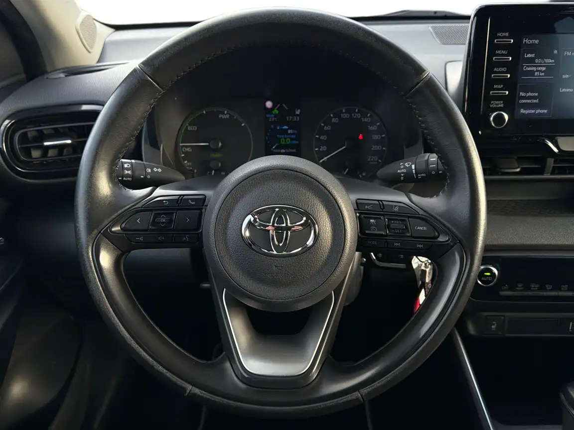 TOYOTA YARIS