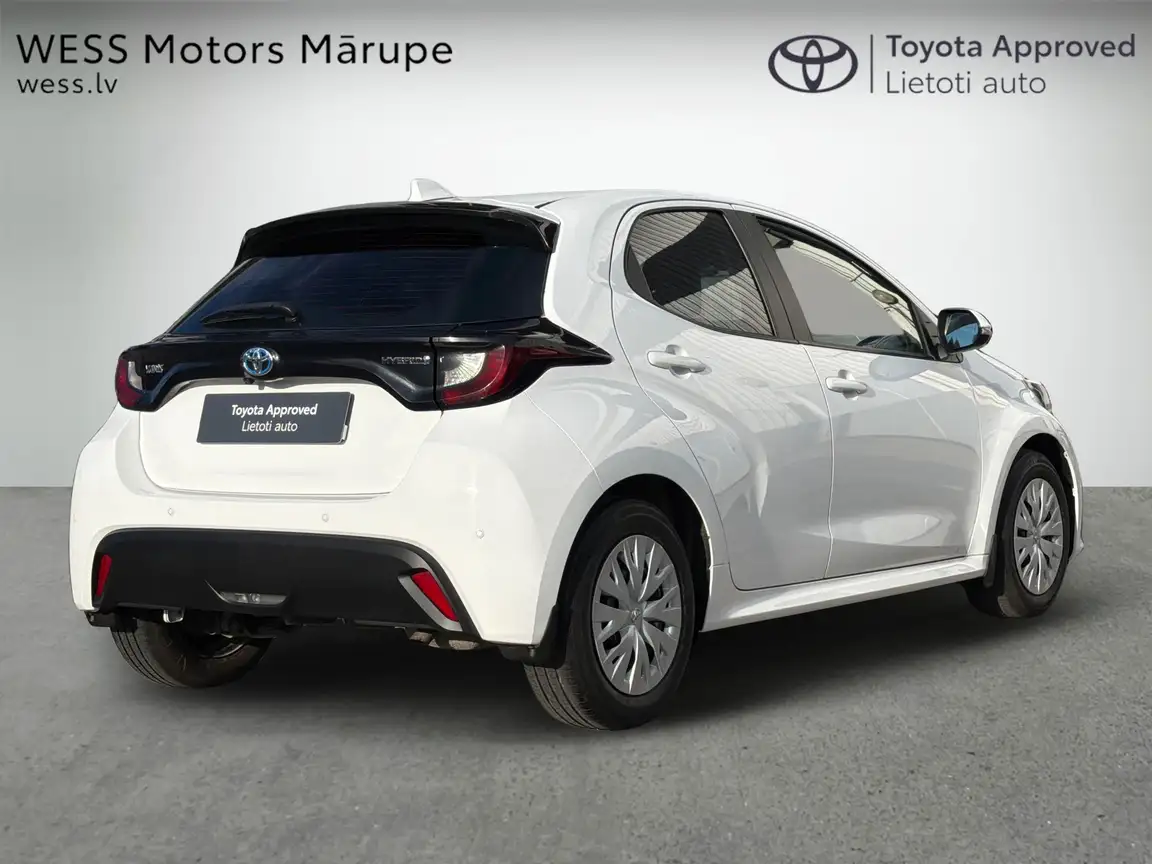TOYOTA YARIS