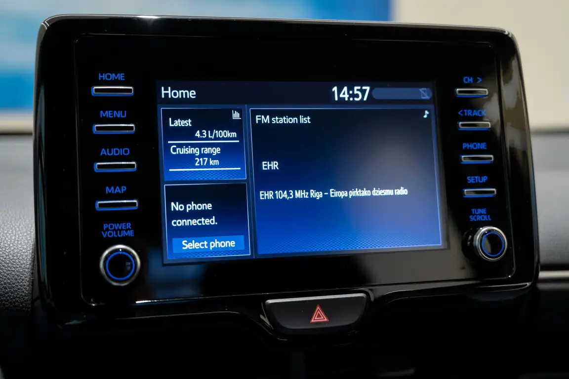 TOYOTA YARIS