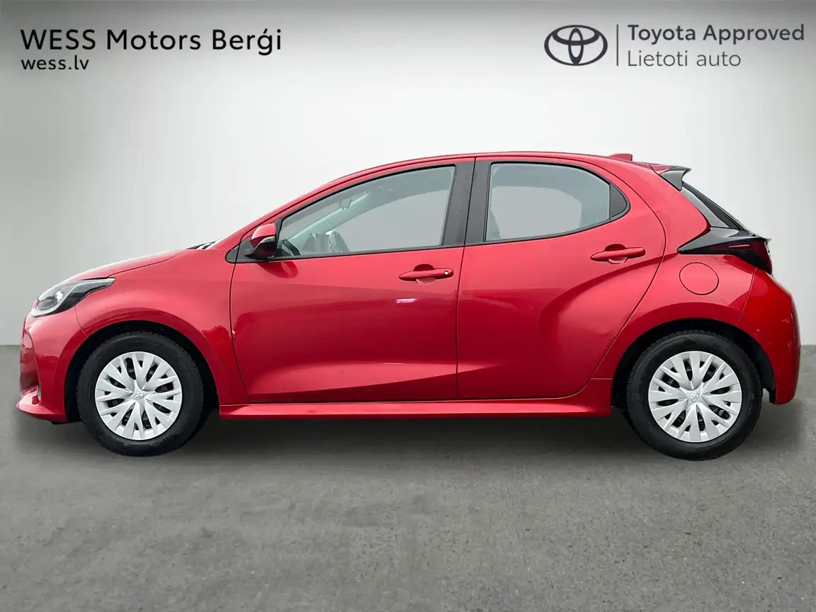 TOYOTA YARIS
