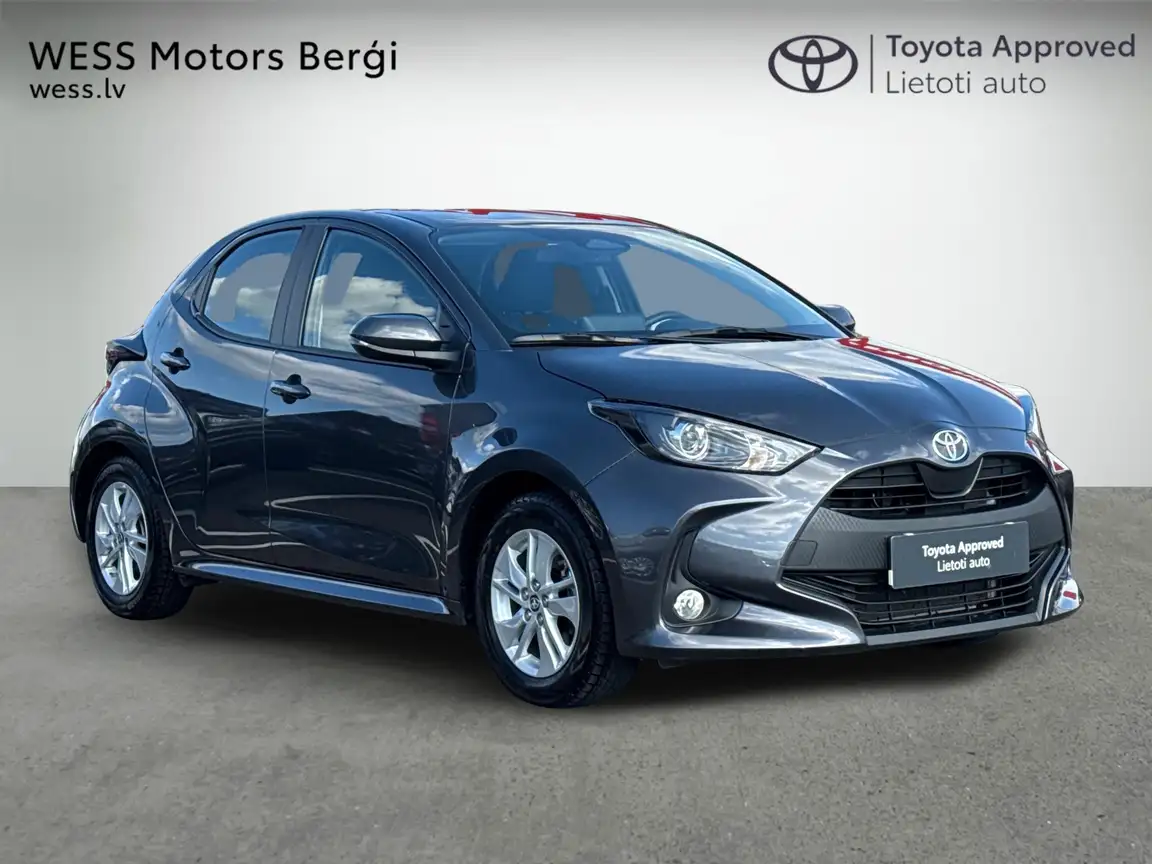 TOYOTA YARIS