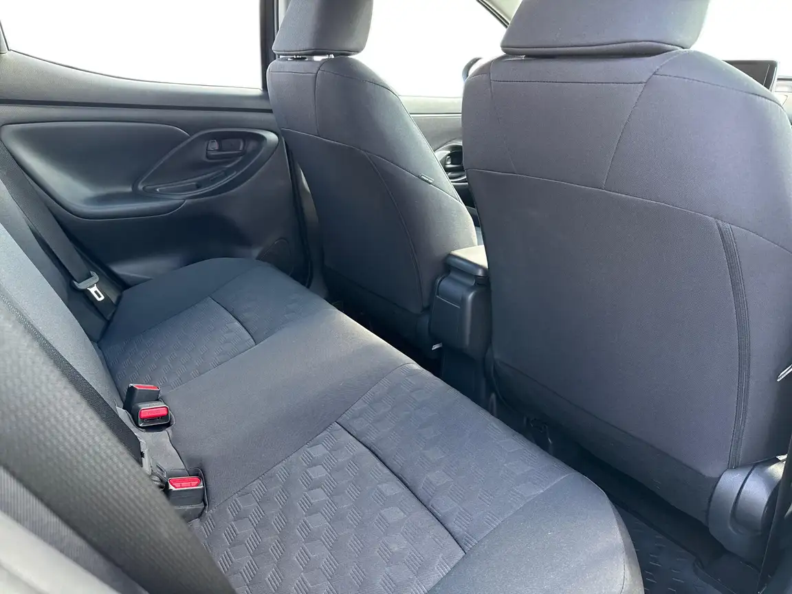 TOYOTA YARIS