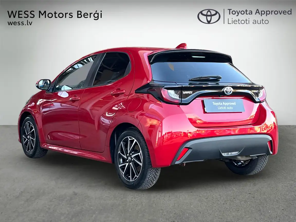TOYOTA YARIS