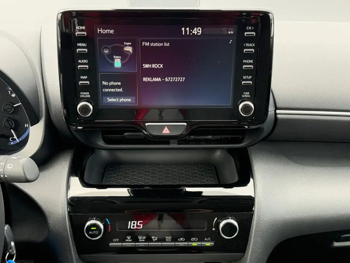 TOYOTA YARIS
