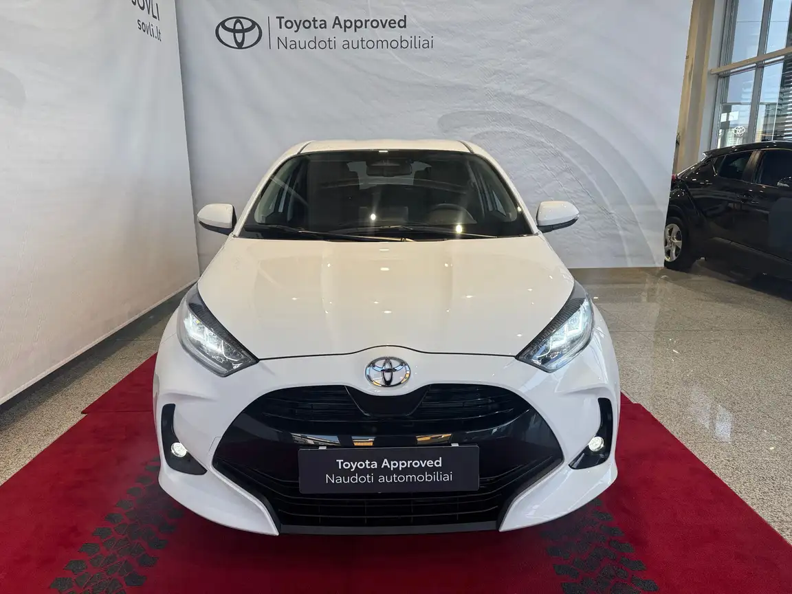 TOYOTA YARIS