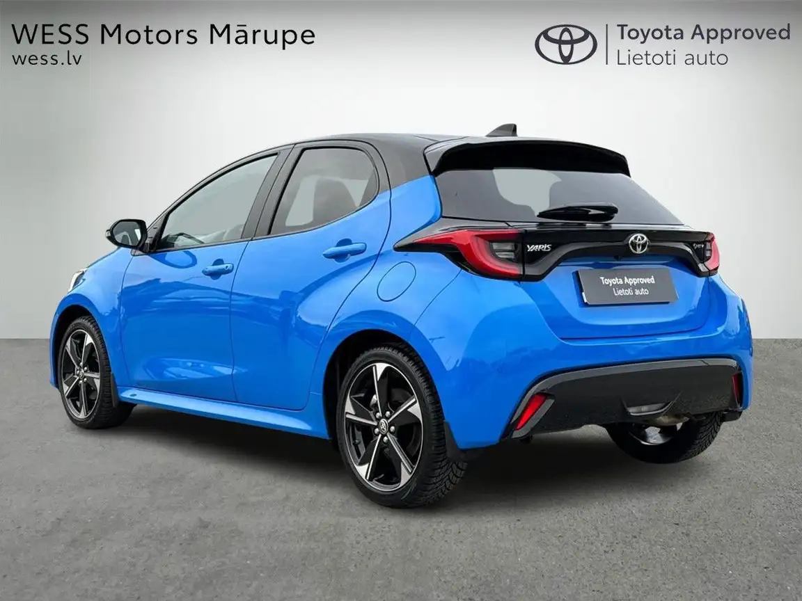 TOYOTA YARIS