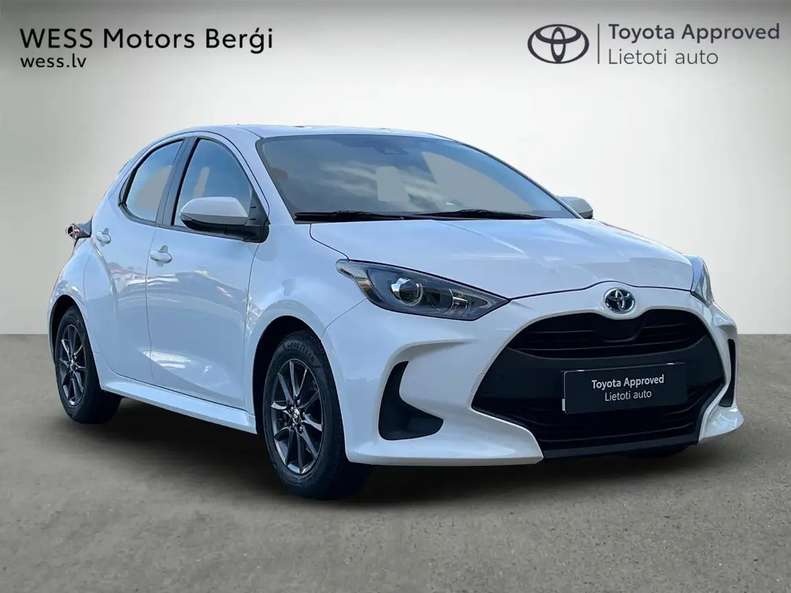 TOYOTA YARIS
