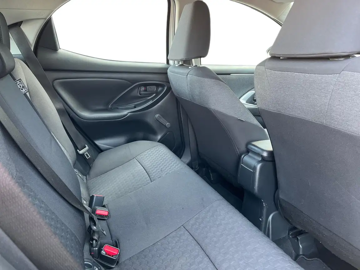 TOYOTA YARIS
