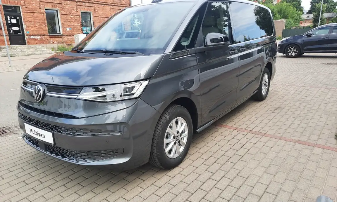 VOLKSWAGEN MULTIVAN