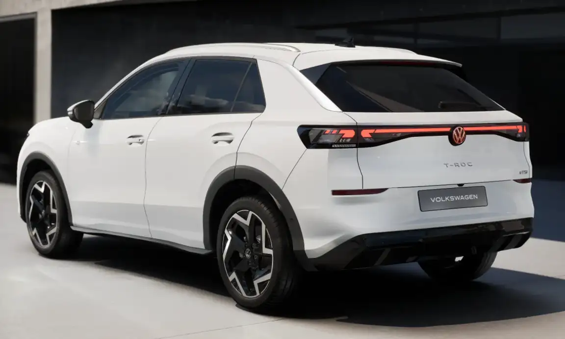 VOLKSWAGEN T-ROC