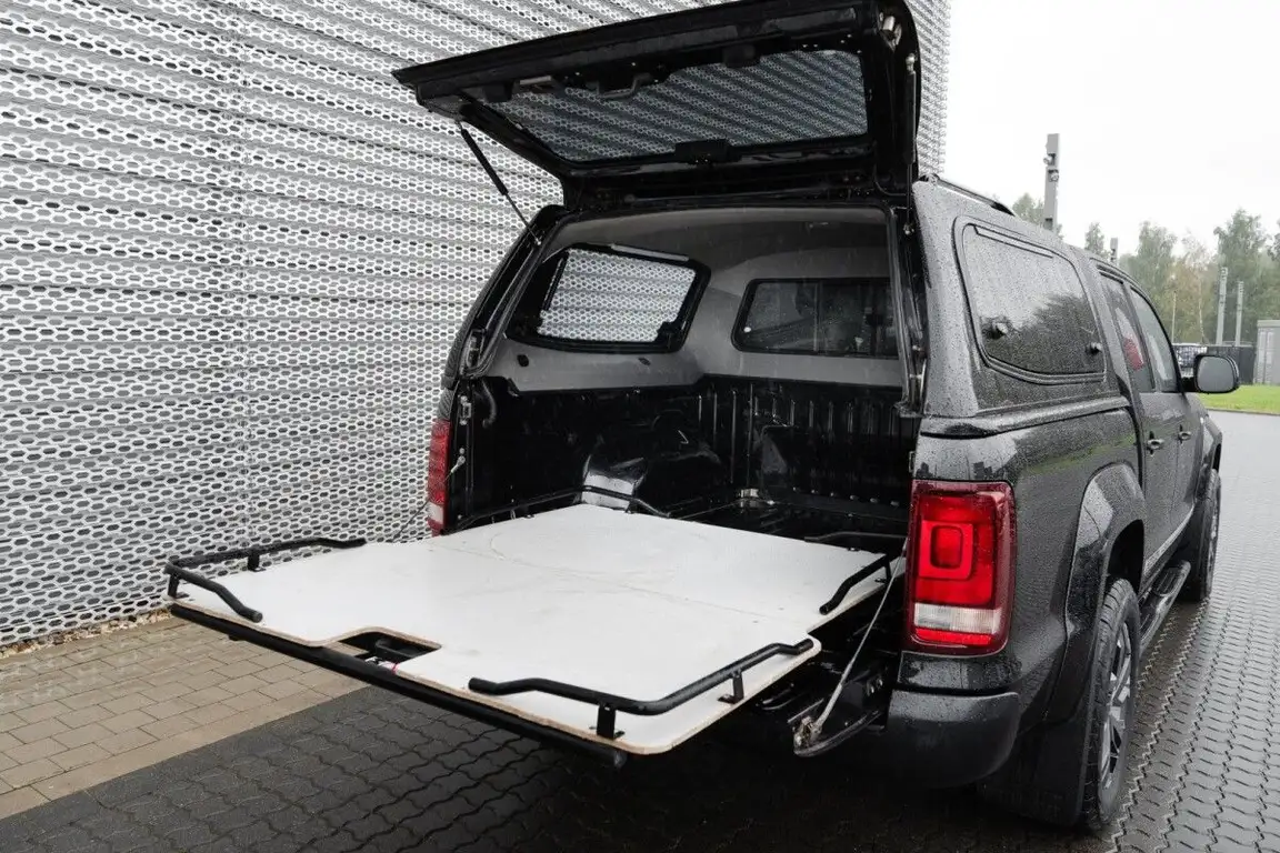 VOLKSWAGEN AMAROK