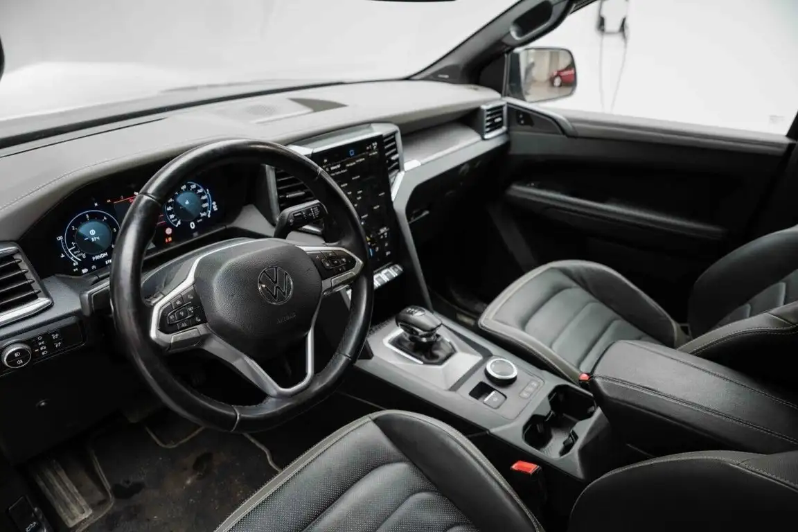 VOLKSWAGEN AMAROK