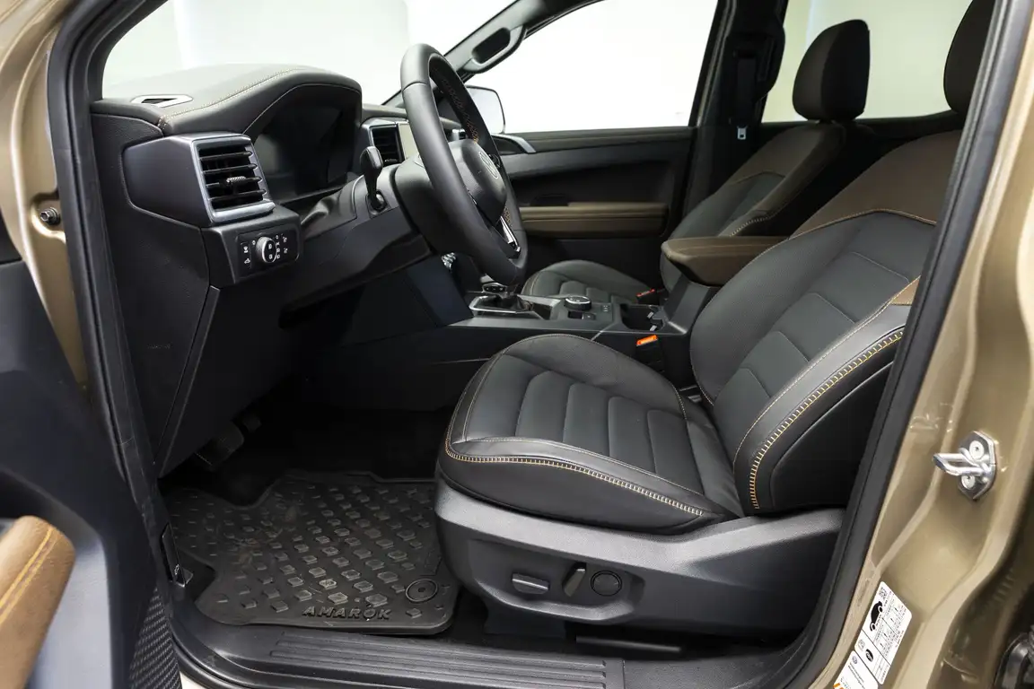 VOLKSWAGEN AMAROK