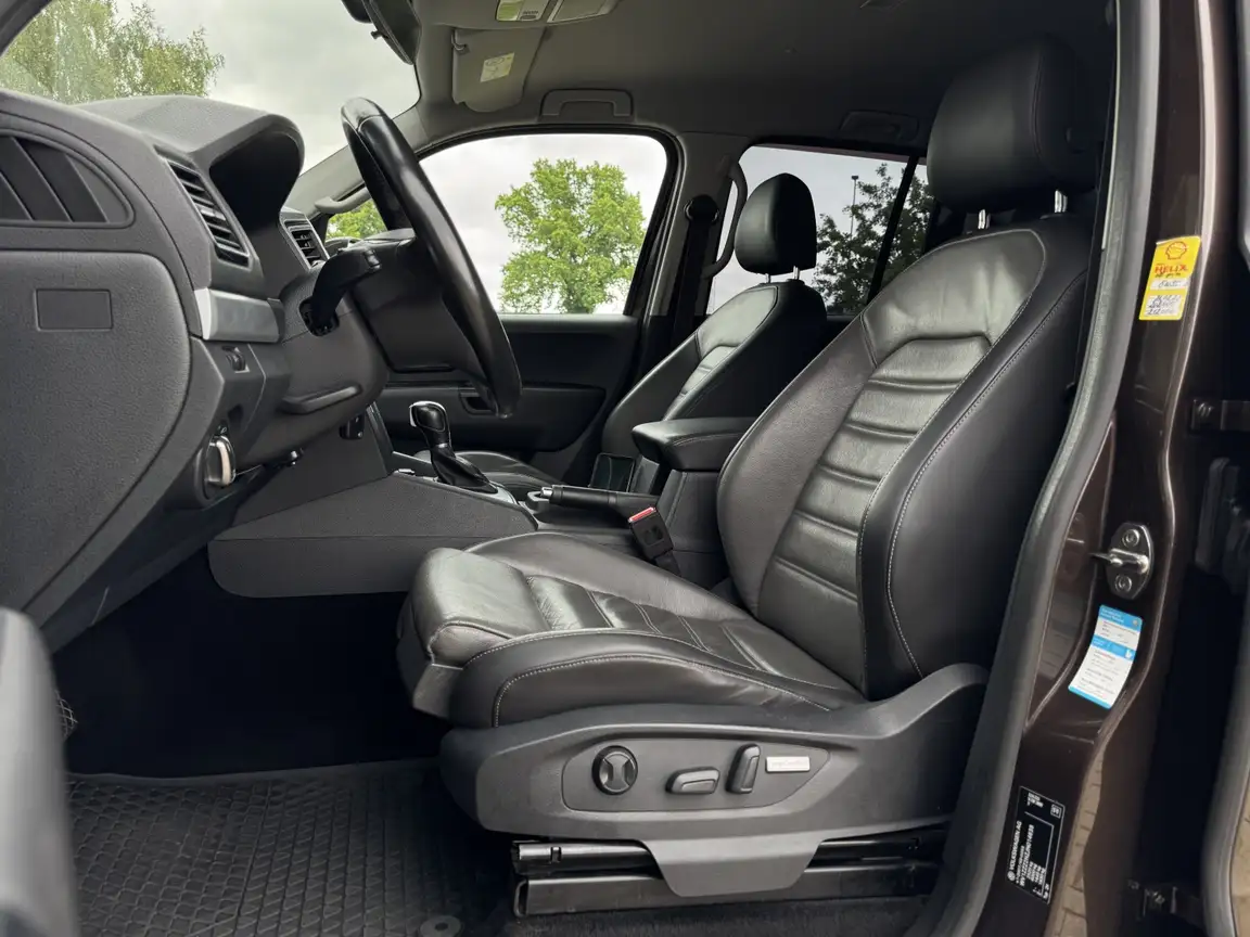 VOLKSWAGEN AMAROK