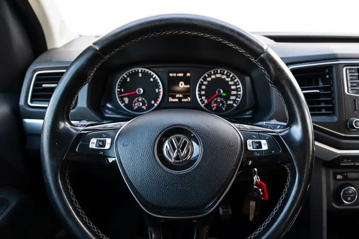 VOLKSWAGEN AMAROK